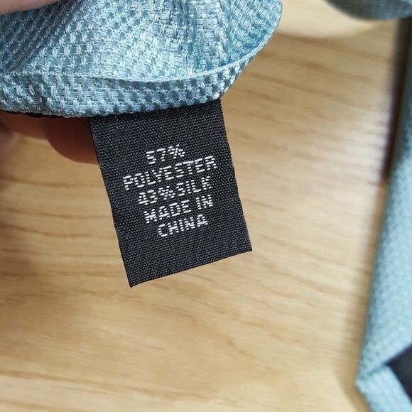 CALVIN KLEIN Mens Neck Tie Blue Textured Micro Print Silk Blend Classic Pointed - Picture 4 of 6